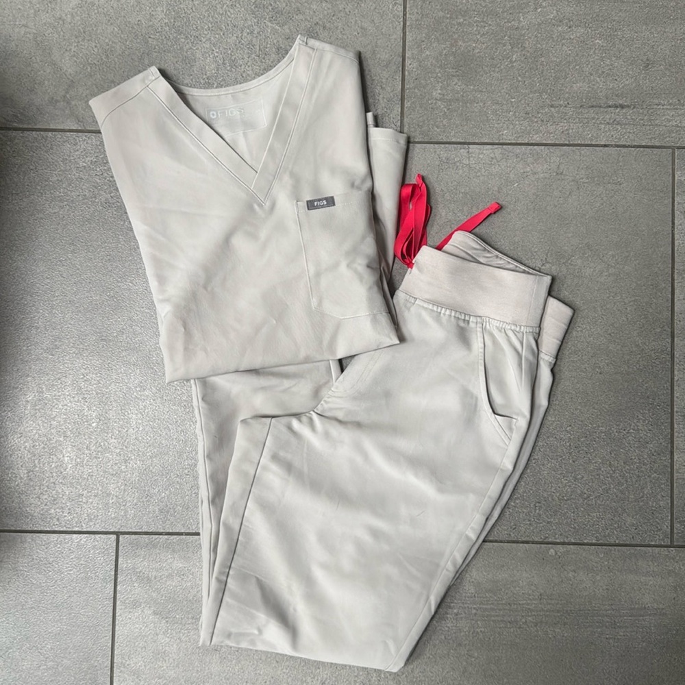 XSP Zamora Jogger & XS Catarina Top